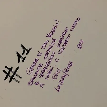 Fresco E Colorato Appartamentino In 公寓 *